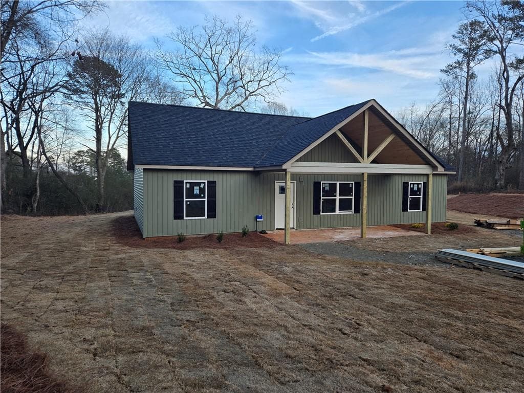 3 bedroom, 2 bathroom, 1,425 sq ft single family residence sold at 1532 Shoal Creek Church Road, Lavonia, GA 30553