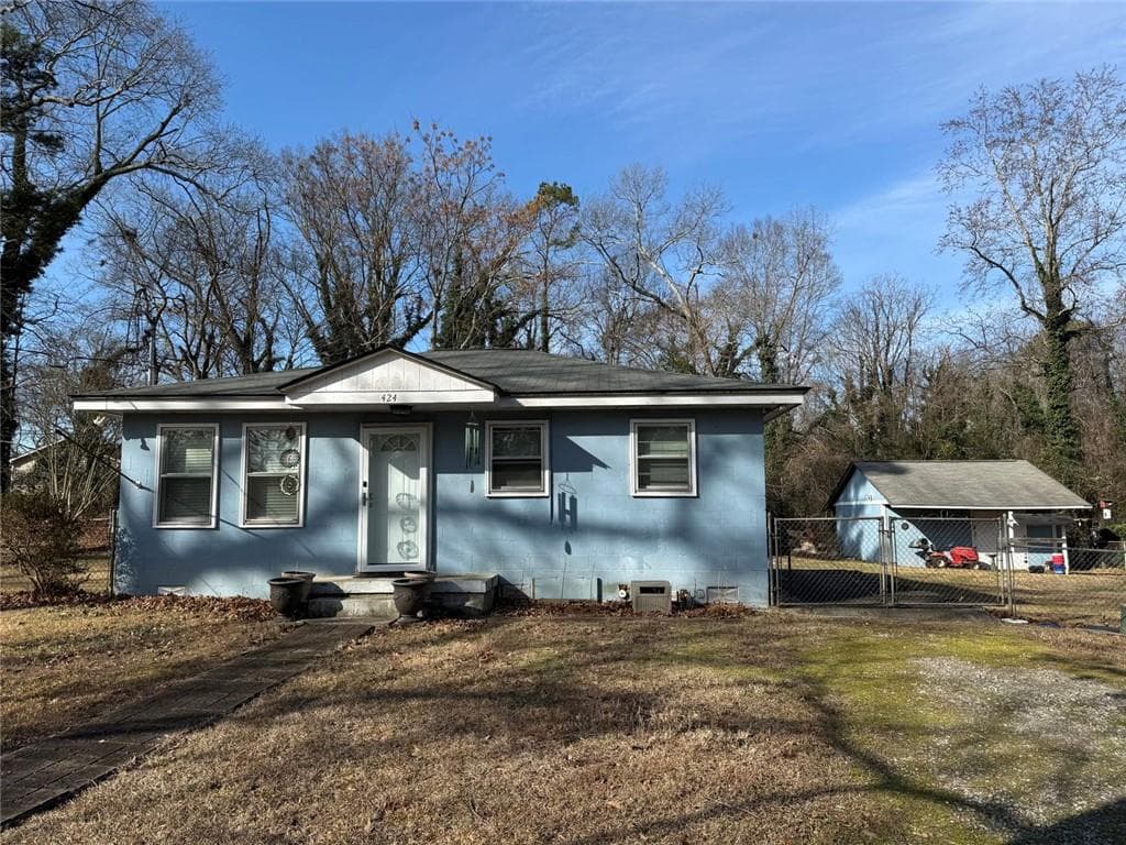 424 Johnson Drive, Stone Mountain, GA 30087 — most recent listing photo
