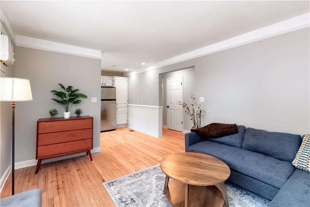 1 bedroom, 1 bathroom condominium sold at 816 Piedmont Avenue 1, Atlanta, GA 30308