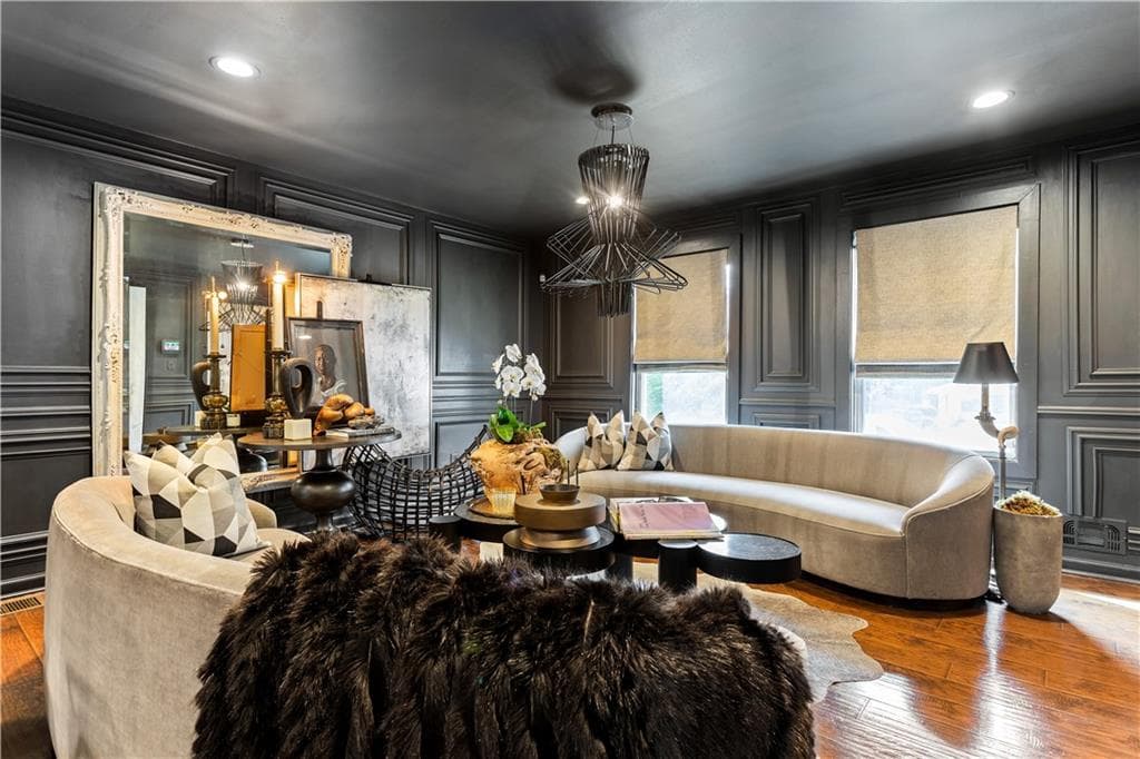 3 bedroom, 2 bathroom, 1,798 sq ft single family residence sold at 1388 Willow Trail, Atlanta, GA 30311