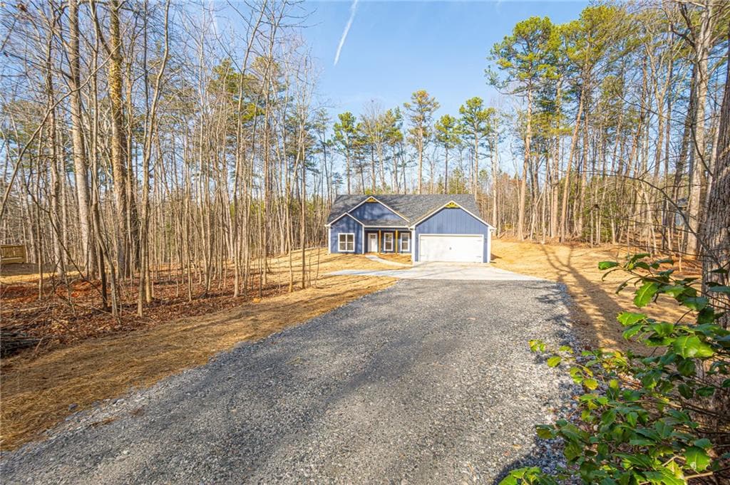 100 Kings Crossing Drive, Dawsonville, GA 30534 — most recent listing photo