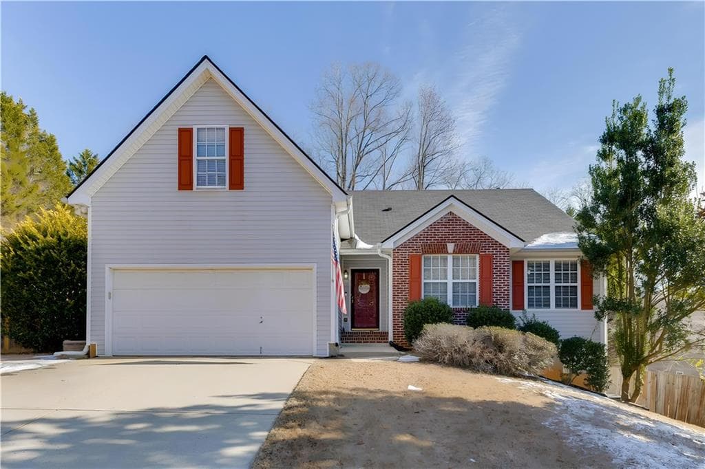 5411 Amber Cove Way, Flowery Branch, GA 30542 — most recent listing photo