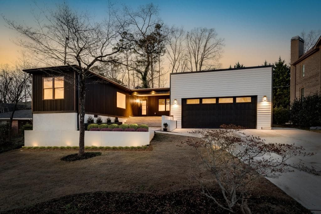 4 bedroom, 5 bathroom, 3,043 sq ft single family residence sold at 2362 Greenglade Road, Atlanta, GA 30345