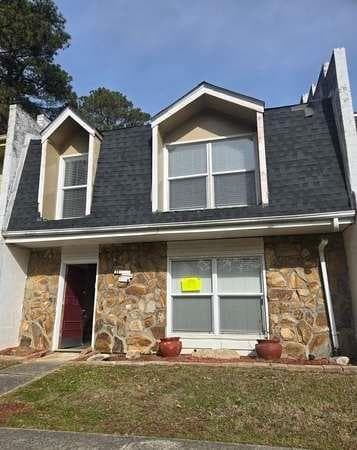 3 bedroom, 3 bathroom, 1,750 sq ft townhouse for sale at 11 Pine Canyon Drive, Atlanta, GA 30331