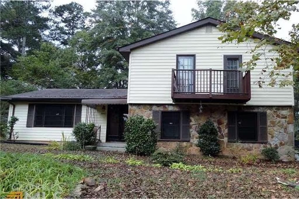 6883 Creekmoor Lane, Riverdale, GA 30296 — most recent listing photo