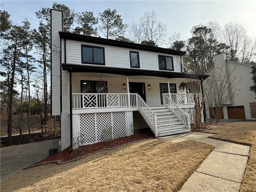 4 bedroom, 3 bathroom, 2,342 sq ft single family residence sold at 285 Summerfield Drive, Alpharetta, GA 30022