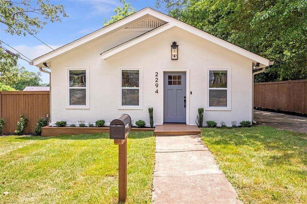 3 bedroom, 2 bathroom, 1,040 sq ft single family residence sold at 2294 Hill Street, Atlanta, GA 30318