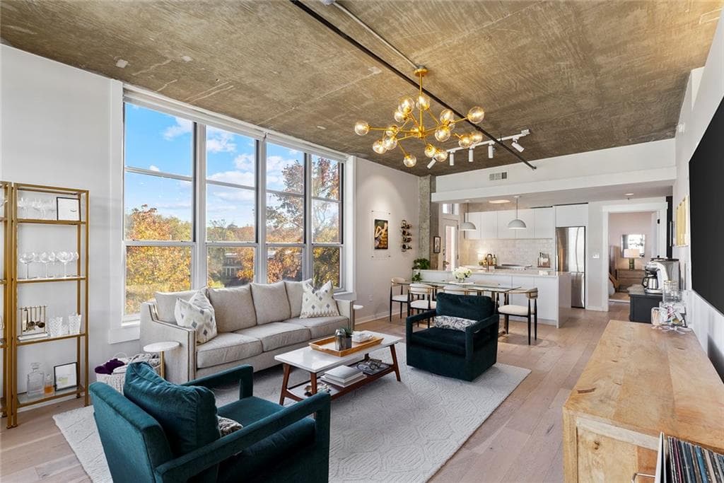 245 N Highland Avenue 323, Atlanta, GA 30307 — most recent listing photo