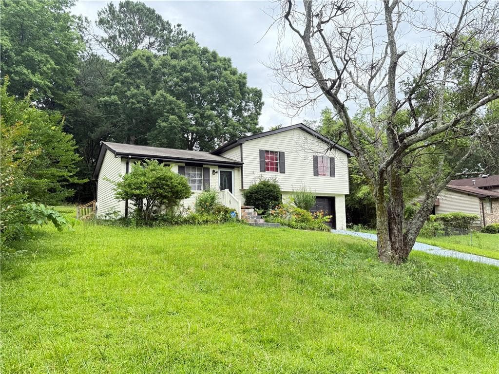4 bedroom, 2 bathroom, 2,352 sq ft single family residence for sale at 6692 Cambridge Drive, Rex, GA 30273