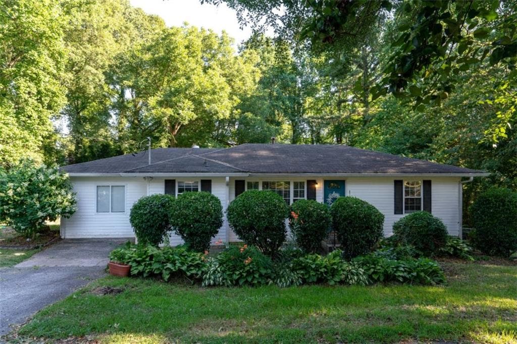 5077 Redan Road, Stone Mountain, GA 30088 — most recent listing photo