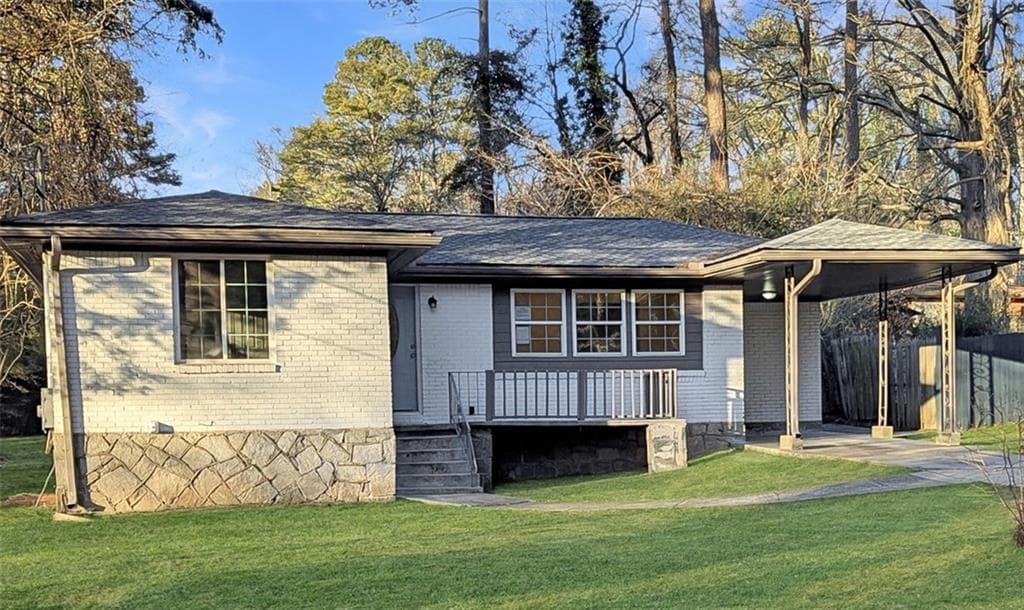 3 bedroom, 2 bathroom, 1,058 sq ft single family residence sold at 3340 Pinehill Drive, Decatur, GA 30032