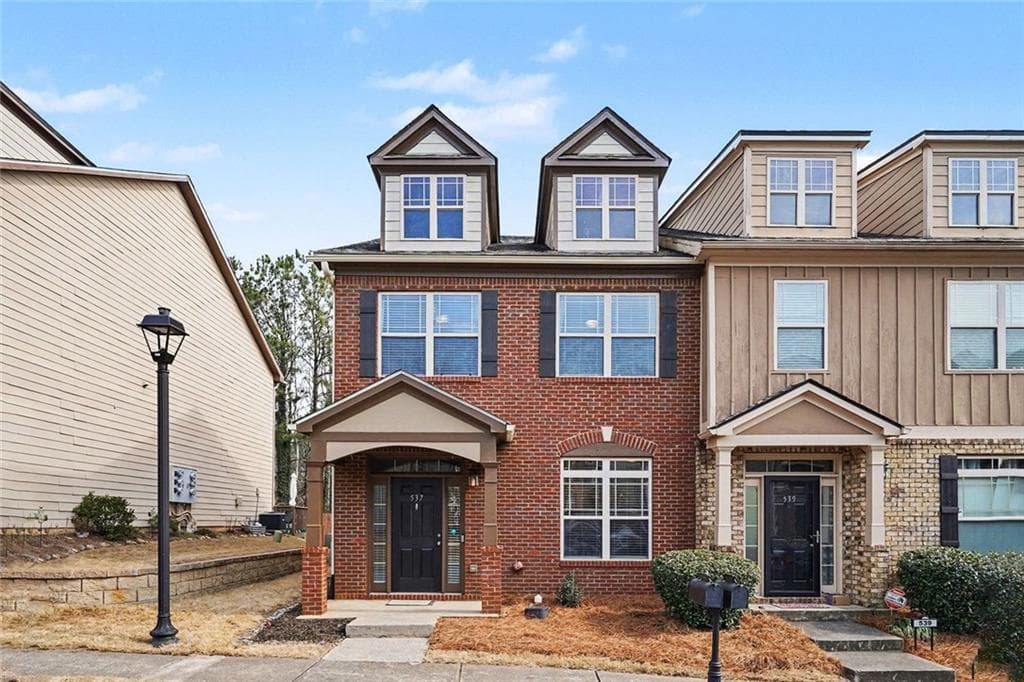 3 bedroom, 3 bathroom, 1,563 sq ft townhouse sold at 537 Ridge View Crossing, Woodstock, GA 30188