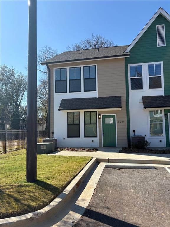 2 bedroom, 3 bathroom, 1,224 sq ft townhouse sold at 1095 Tucker Avenue 208, Atlanta, GA 30310
