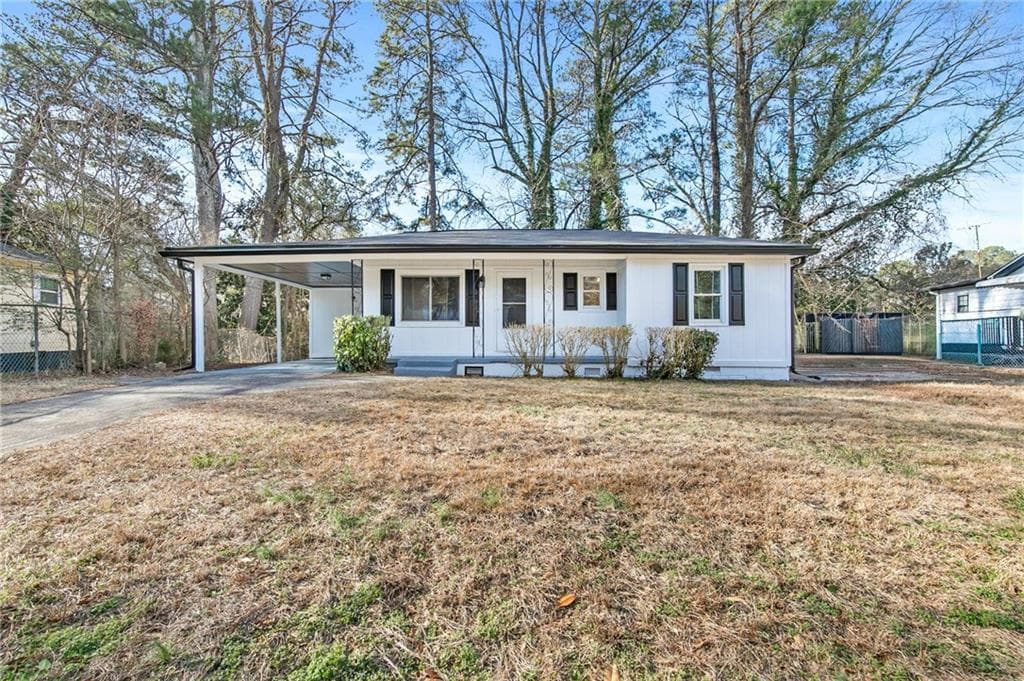 3 bedroom, 3 bathroom, 1,374 sq ft single family residence sold at 2844 Cardo Drive, Atlanta, GA 30318