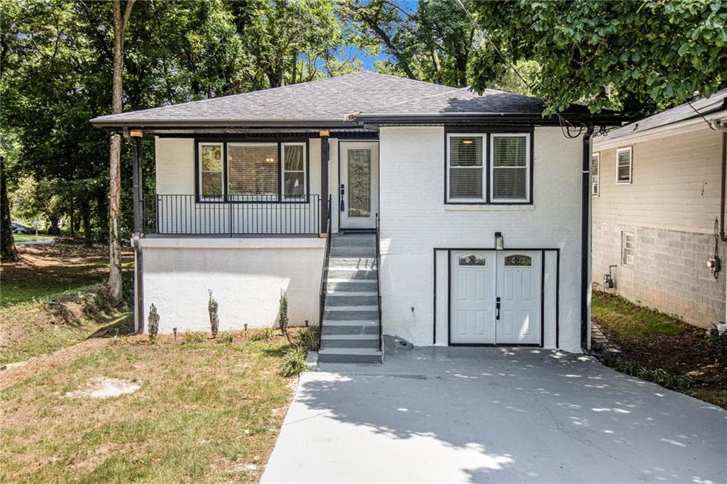 4 bedroom, 3 bathroom, 2,202 sq ft single family residence sold at 2537 Baker Road, Atlanta, GA 30318