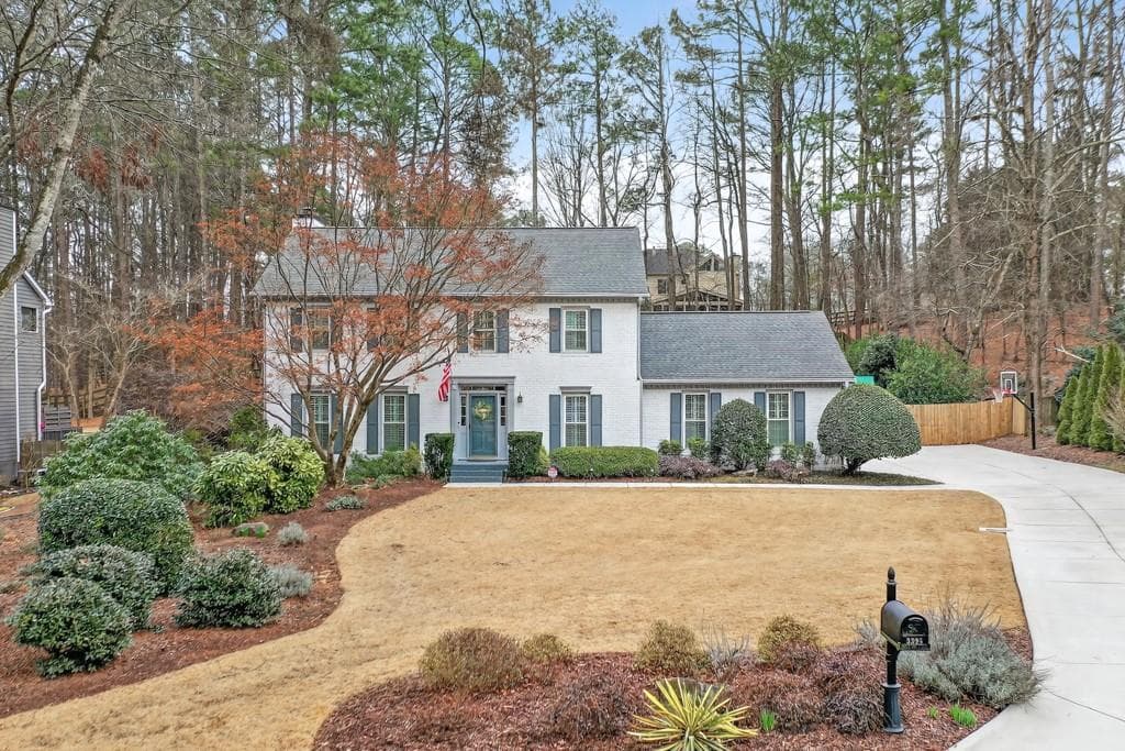 5 bedroom, 3 bathroom, 2,856 sq ft single family residence sold at 3395 New Heritage Drive, Alpharetta, GA 30022