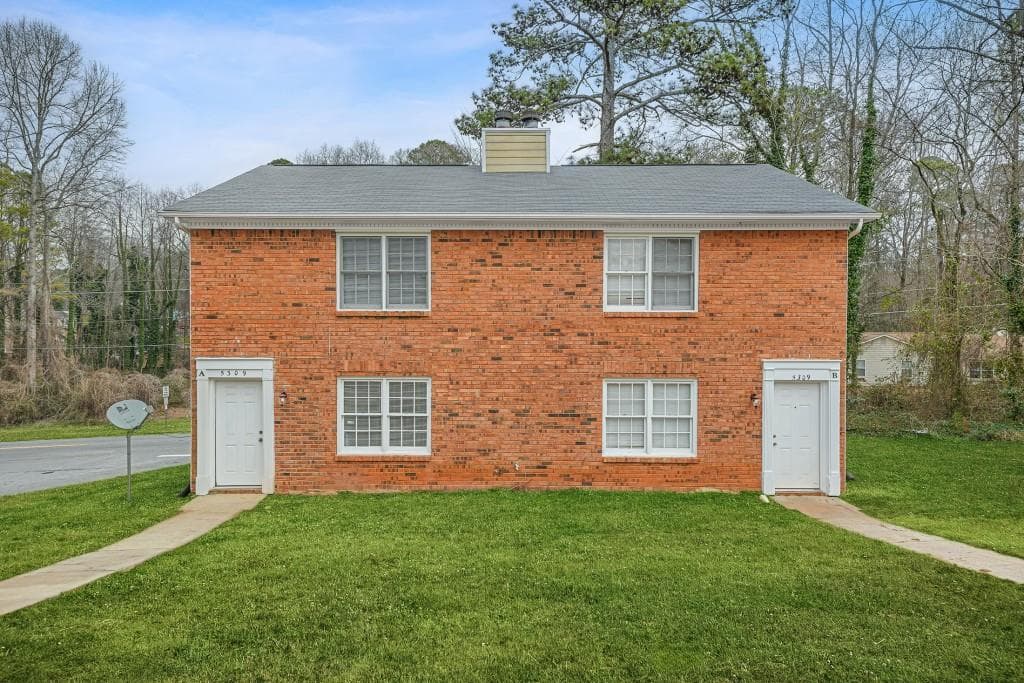 duplex sold at 5309 Stonebush Terrace, Stone Mountain, GA 30083