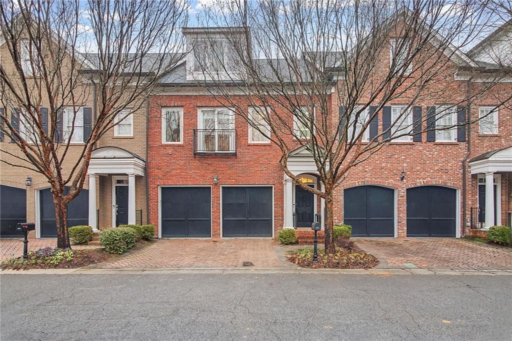 3317 Buckhead Forest Mews, Atlanta, GA 30305 — most recent listing photo