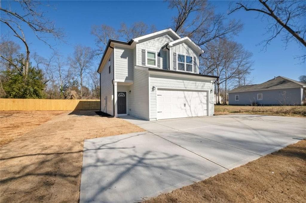 3 bedroom, 3 bathroom, 1,559 sq ft single family residence for sale at 1015 Lyndon Avenue, Griffin, GA 30223