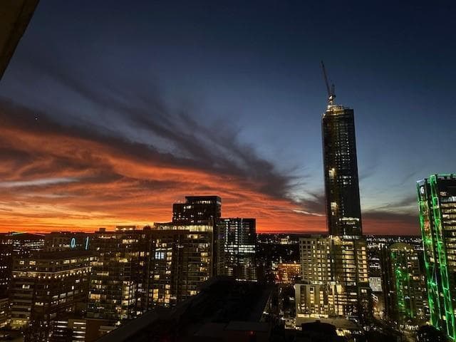 2 bedroom, 3 bathroom, 1,564 sq ft condominium sold at 1080 Peachtree Street 2611, Atlanta, GA 30309