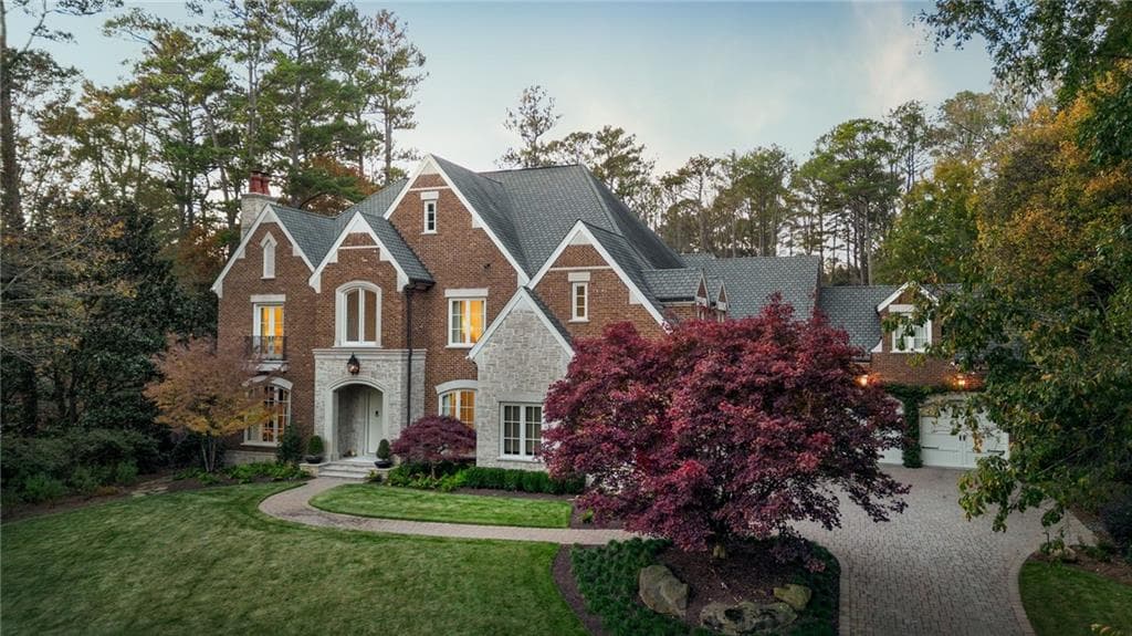 6 bedroom, 9 bathroom, 11,344 sq ft single family residence sold at 5250 London Drive, Atlanta, GA 30327