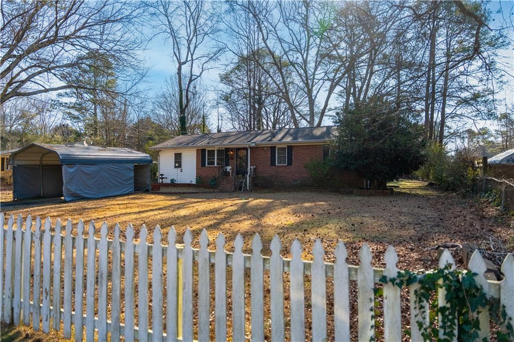 3 bedroom, 1 bathroom single family residence sold at 378 Crane Drive, Lawrenceville, GA 30046
