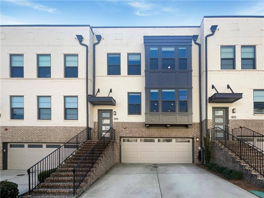 4 bedroom, 5 bathroom, 2,900 sq ft townhouse sold at 2154 Hinton Drive, Smyrna, GA 30080
