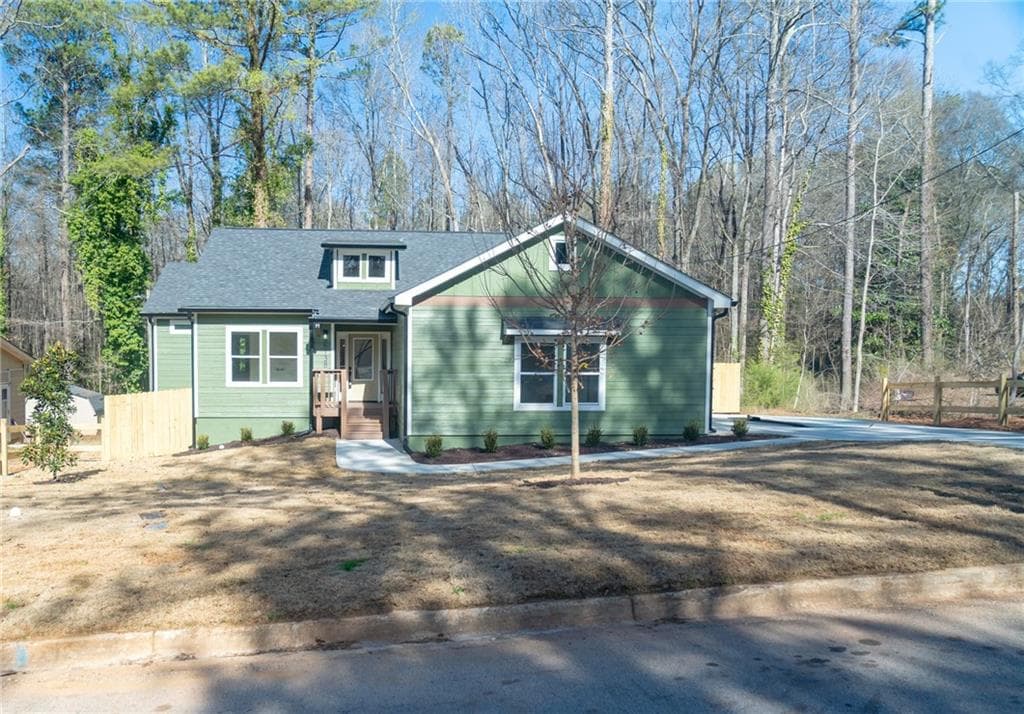 3 bedroom, 2 bathroom, 1,438 sq ft single family residence sold at 6138 Green Acres Drive, Covington, GA 30014