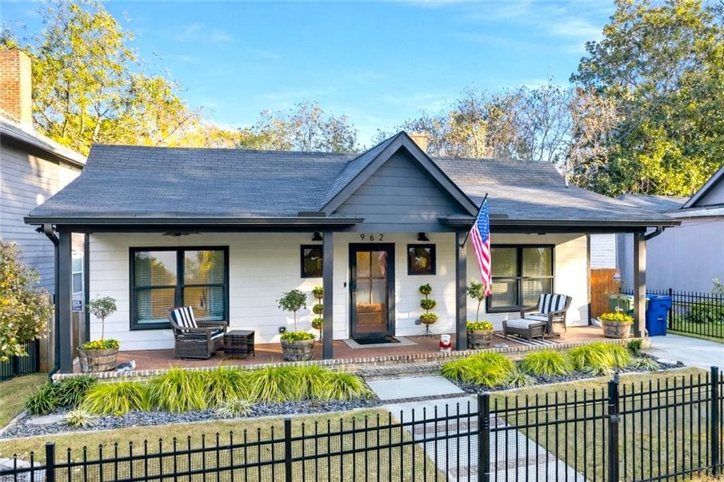 962 Ashby Circle, Atlanta, GA 30314 — most recent listing photo
