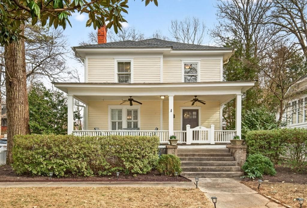 6 bedroom, 4 bathroom, 3,922 sq ft single family residence sold at 1239 N Highland Avenue, Atlanta, GA 30306