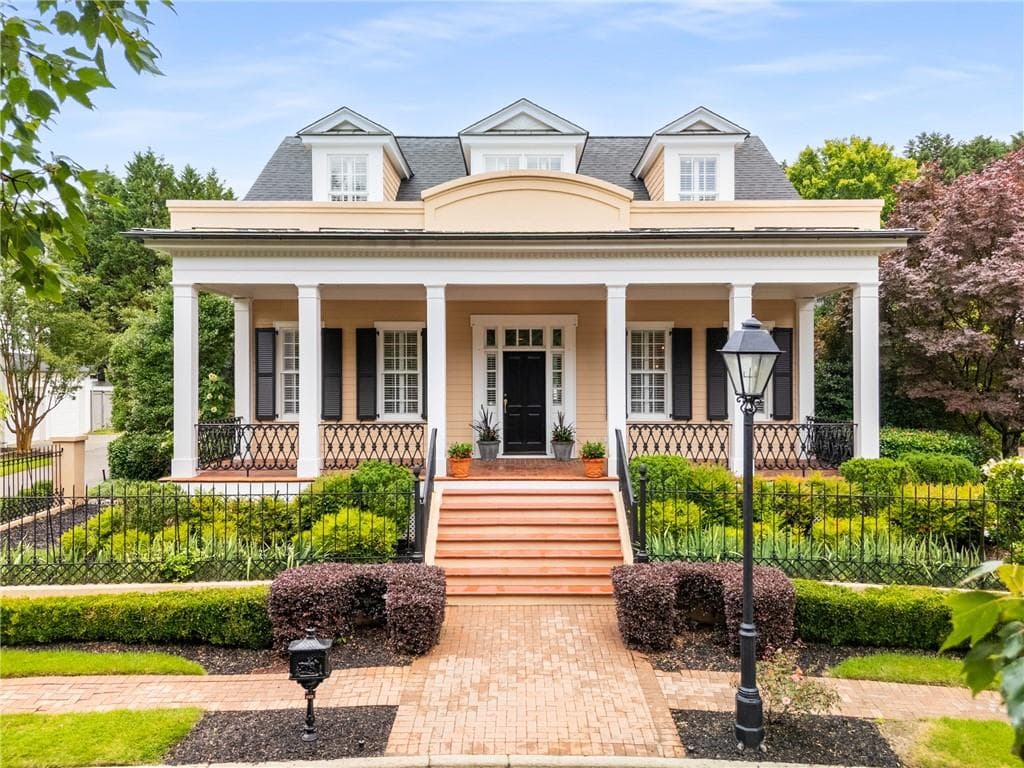 4 bedroom, 5 bathroom, 4,025 sq ft single family residence sold at 3786 Turnberry Court, Duluth, GA 30096