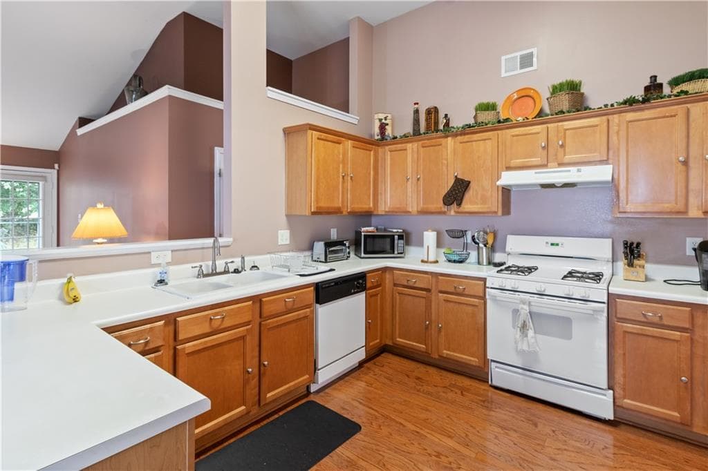 1055 Chimney Trace Way, Lawrenceville, GA 30045 — most recent listing photo