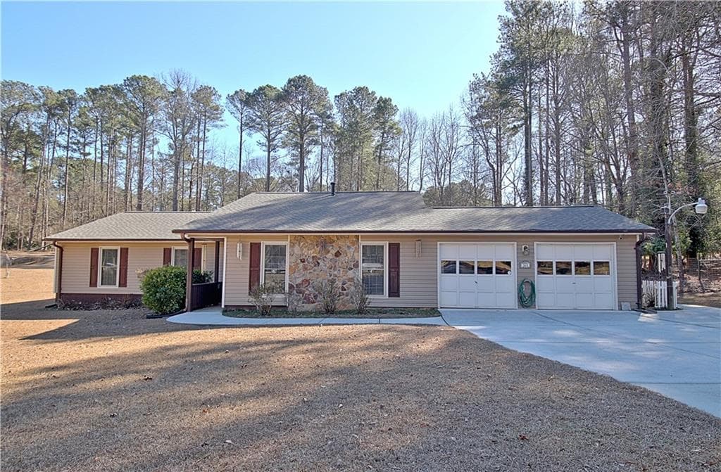 165 Pine Trail Road, Fayetteville, GA 30214 — most recent listing photo