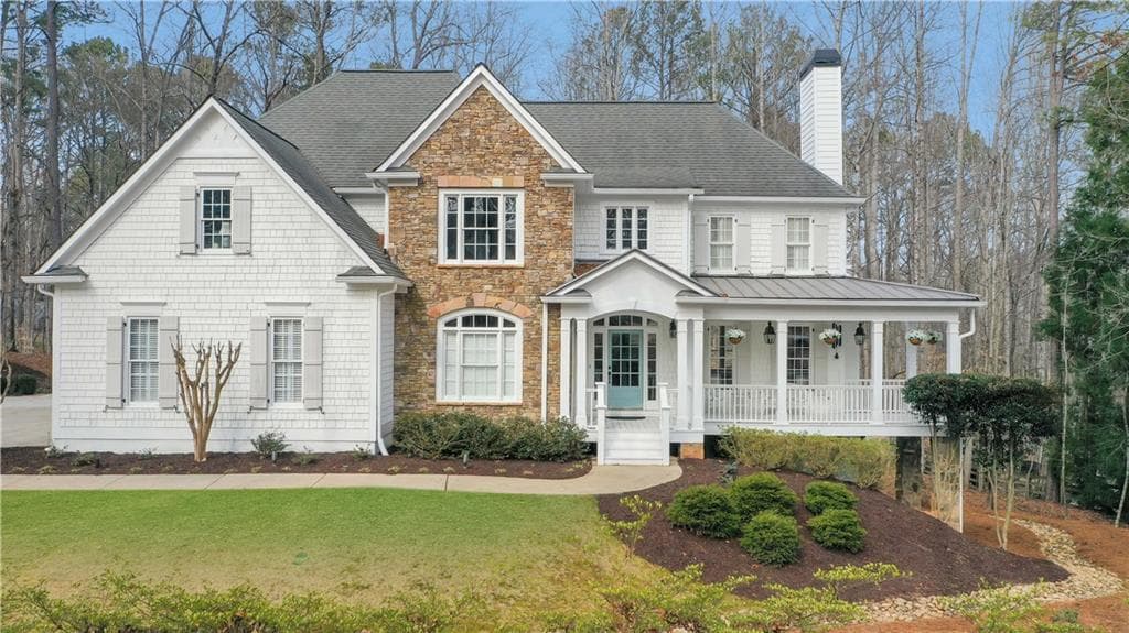 6 bedroom, 5 bathroom, 5,161 sq ft single family residence sold at 835 Longwood Lane, Alpharetta, GA 30004