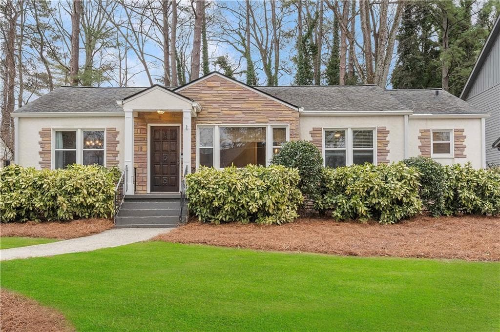 3 bedroom, 2 bathroom, 1,452 sq ft single family residence sold at 1059 Briar Vista Terrace, Atlanta, GA 30324