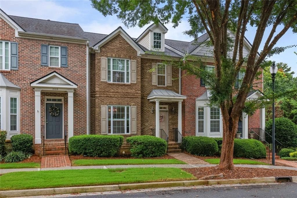 3 bedroom, 4 bathroom, 1,944 sq ft condominium sold at 1604 Perserverence Hill Circle, Kennesaw, GA 30152