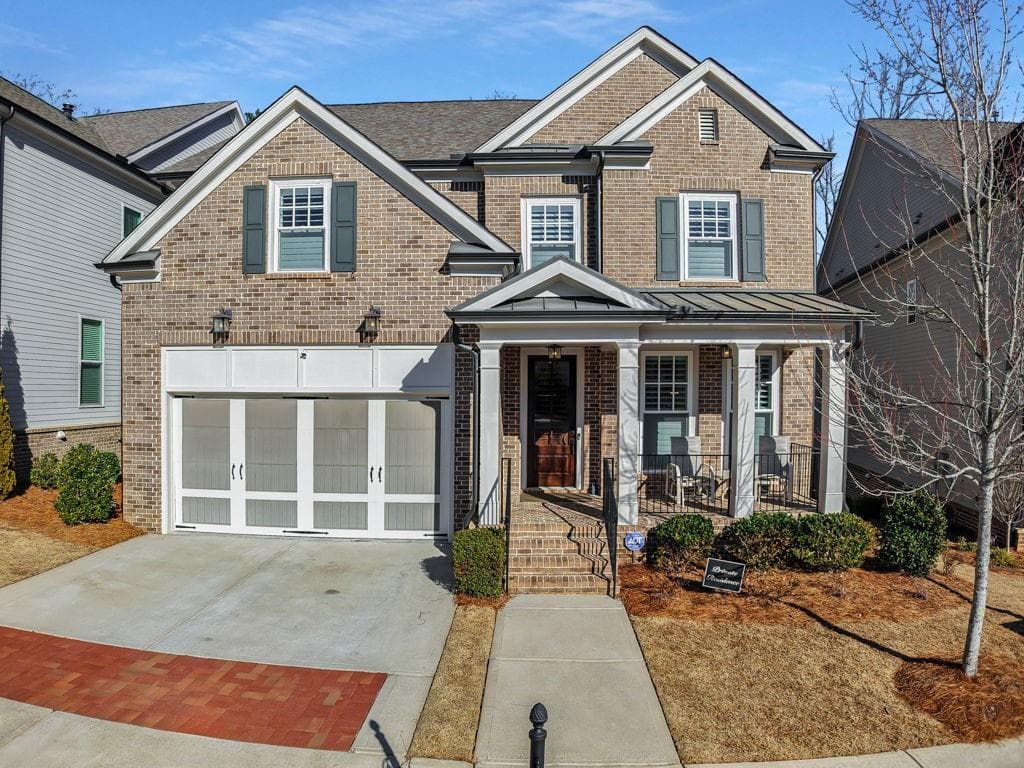 5 bedroom, 5 bathroom, 4,362 sq ft single family residence sold at 6578 Creekview Circle, Johns Creek, GA 30097