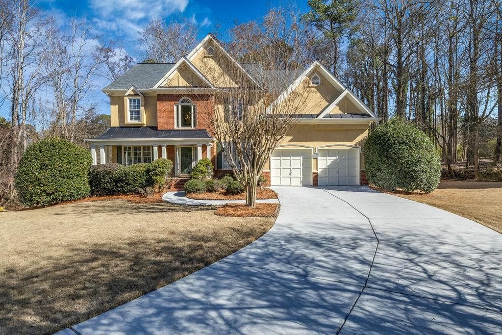 2214 Foxboro Lane, Dunwoody, GA 30360 — most recent listing photo