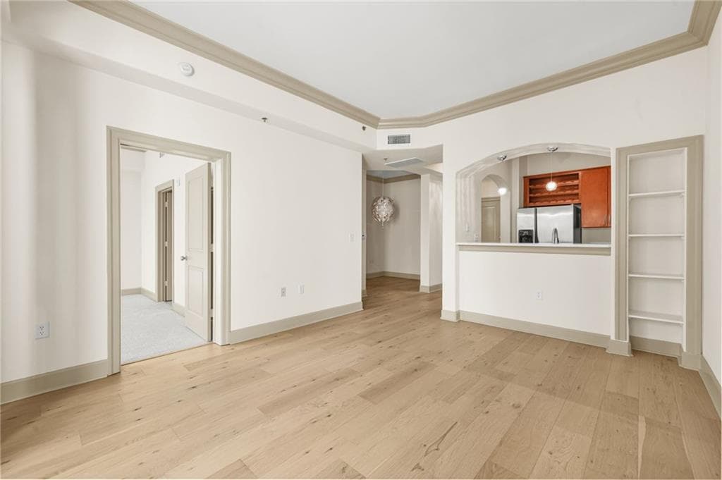 1 bedroom, 1 bathroom, 880 sq ft condominium sold at 3445 Stratford Road 305, Atlanta, GA 30326
