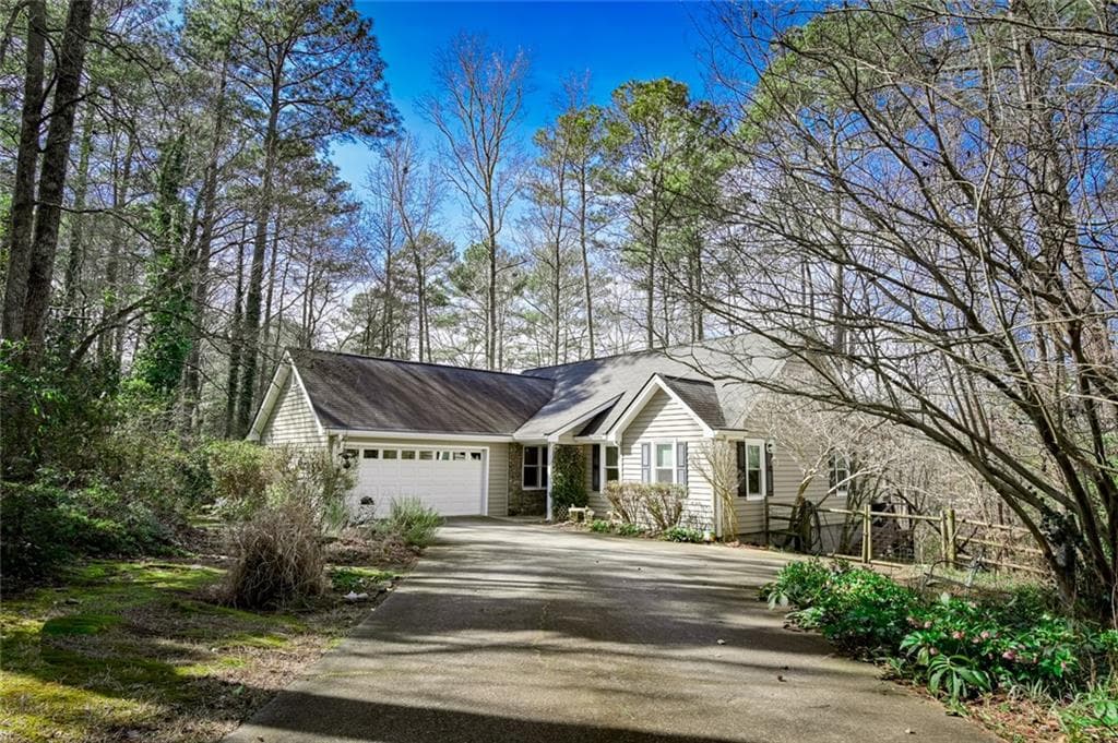 395 Willow Shoals Drive, Covington, GA 30016 — most recent listing photo