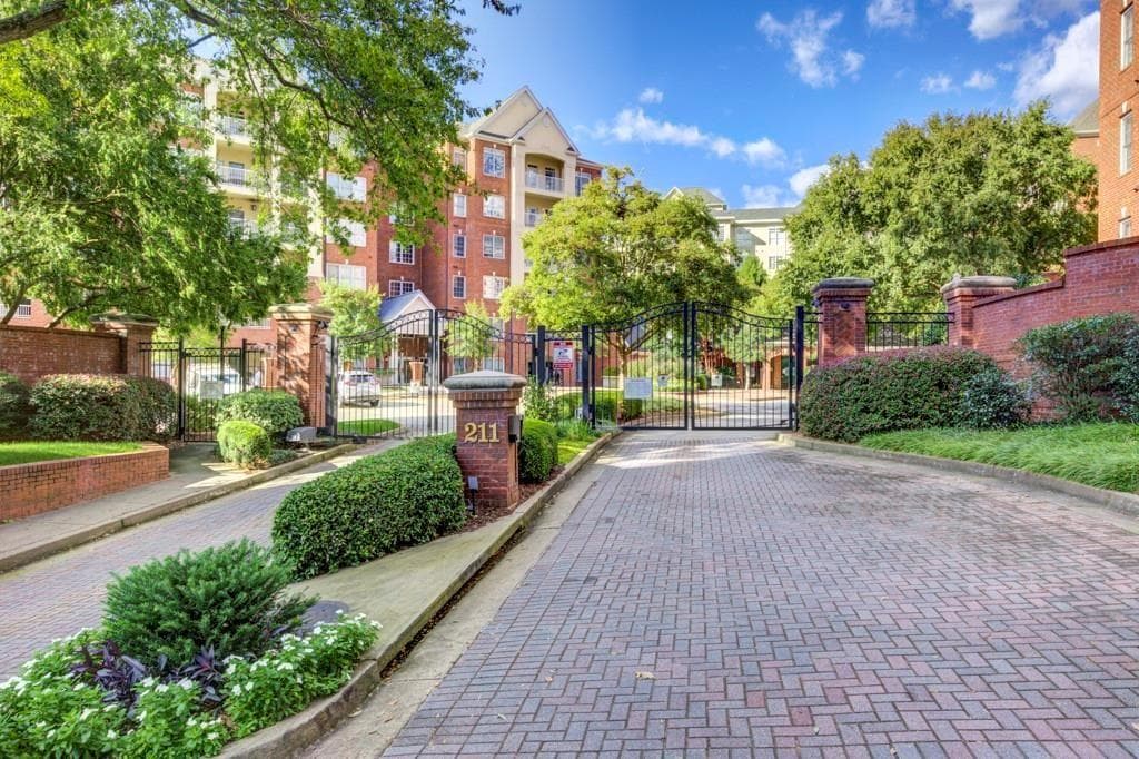 211 Colonial Homes Drive 1301, Atlanta, GA 30309 — most recent listing photo