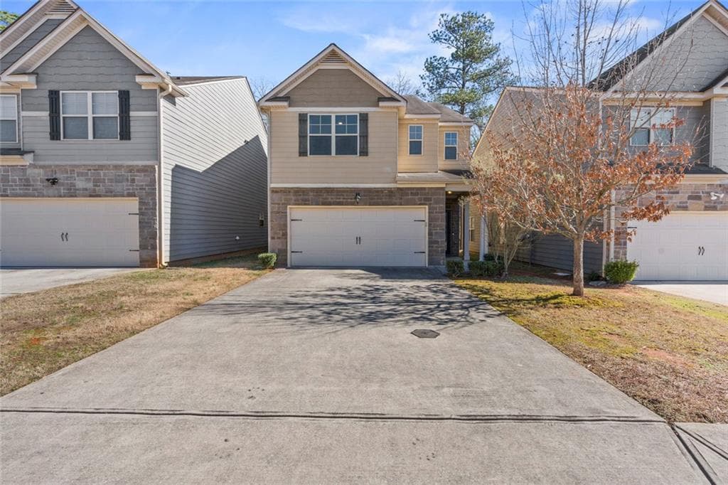3 bedroom, 3 bathroom, 2,005 sq ft single family residence sold at 2429 Capella Circle, Atlanta, GA 30331
