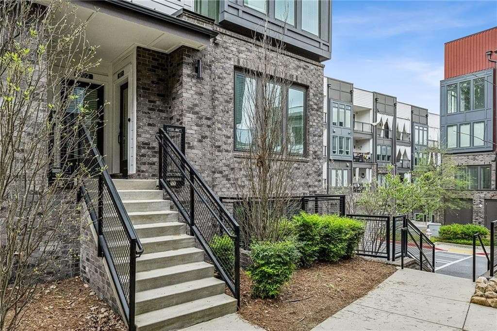 399 Pratt Drive 901, Atlanta, GA 30315 — most recent listing photo