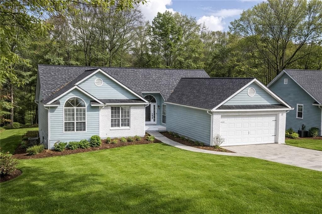 1515 Smoke Hill Drive, Hoschton, GA 30548 — most recent listing photo