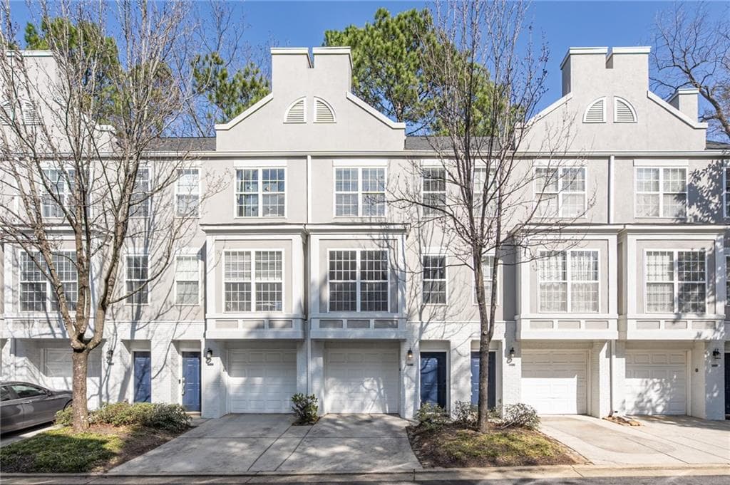 1 bedroom, 1 bathroom, 900 sq ft townhouse sold at 1196 Village Court, Atlanta, GA 30316