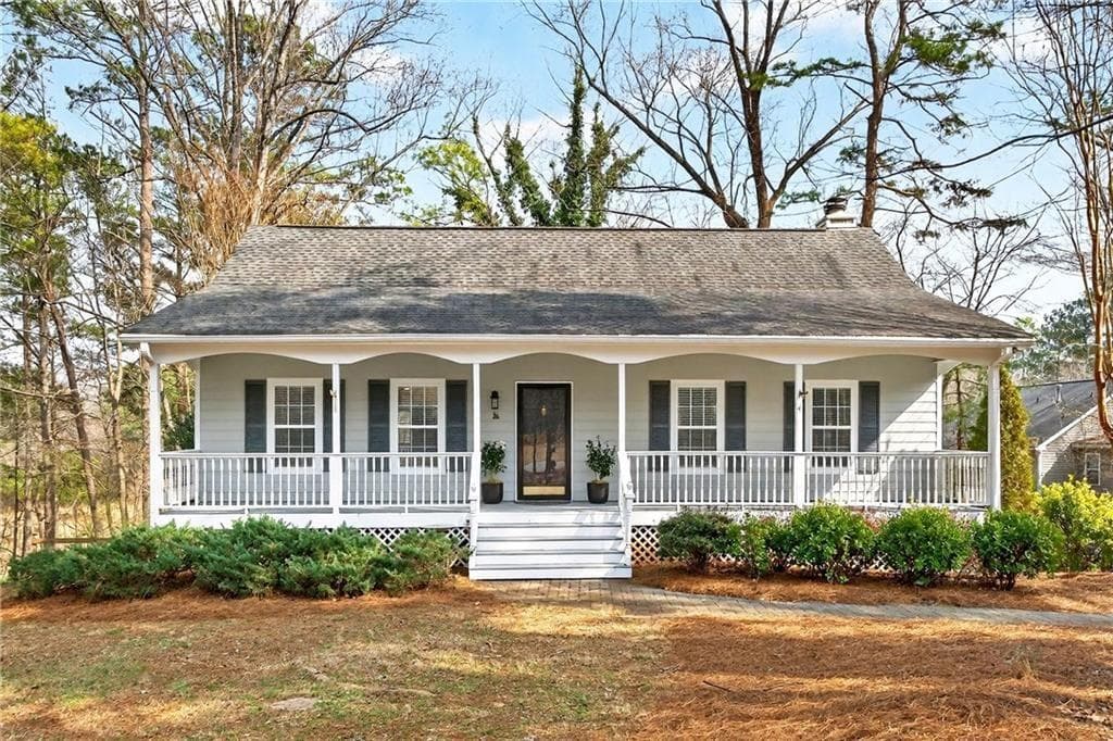 4554 S Landing Drive, Marietta, GA 30066 — most recent listing photo