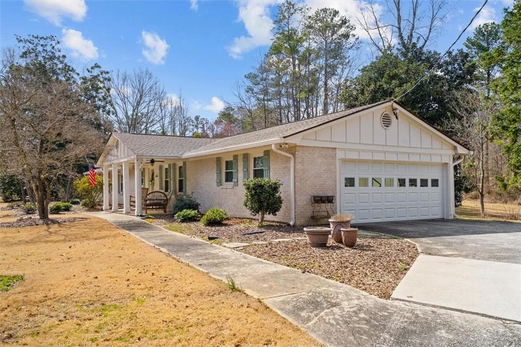 3 bedroom, 2 bathroom, 1,825 sq ft single family residence sold at 4186 Carter Road, Powder Springs, GA 30127