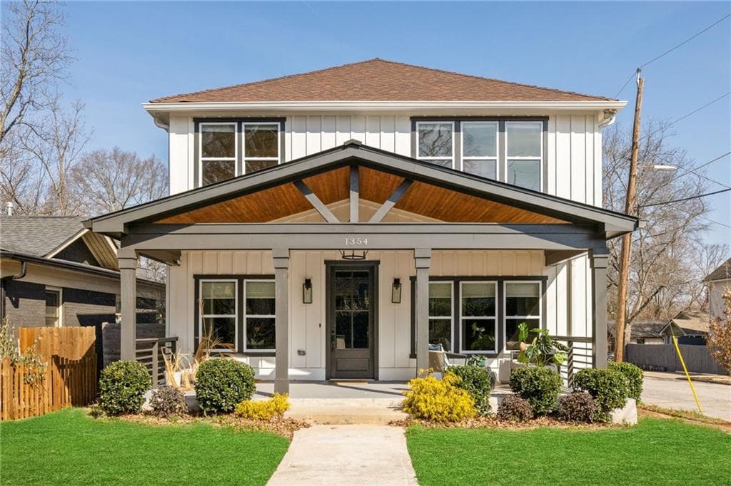 4 bedroom, 3 bathroom, 2,520 sq ft single family residence sold at 1354 Mcpherson Avenue, Atlanta, GA 30316