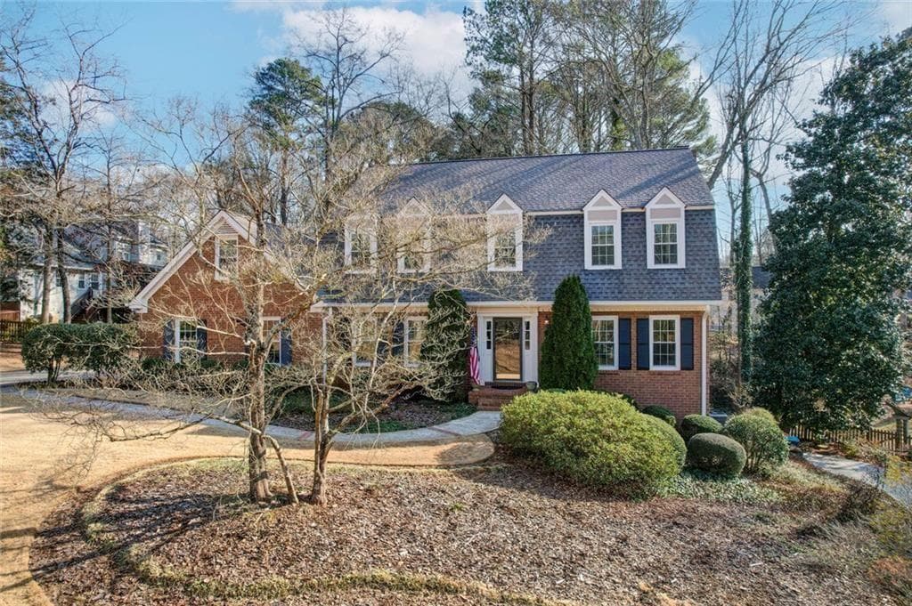 4 bedroom, 4 bathroom, 4,043 sq ft single family residence sold at 2097 Haverhill Drive, Marietta, GA 30062
