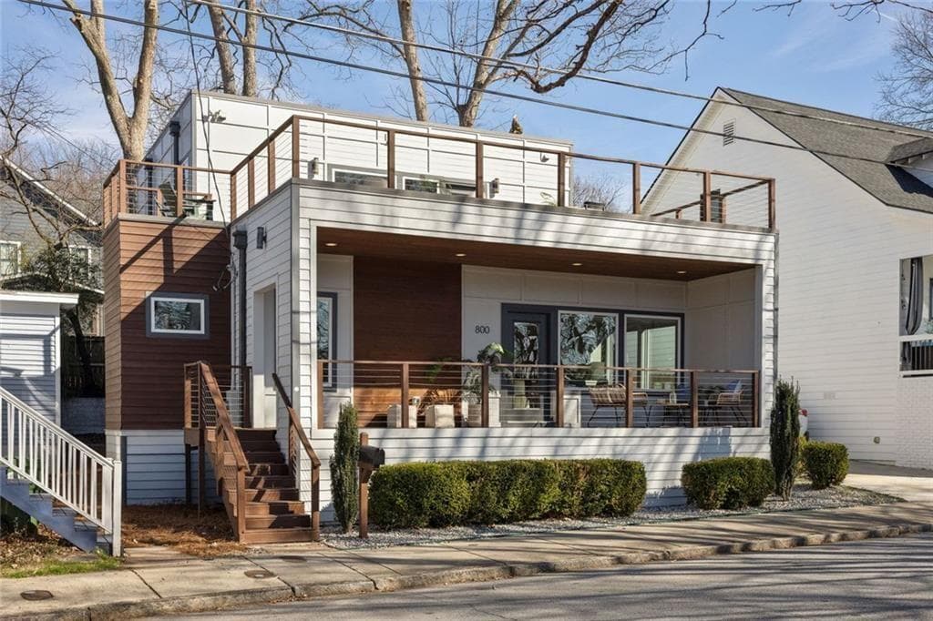 3 bedroom, 3 bathroom, 1,850 sq ft single family residence sold at 800 Fulton Terrace, Atlanta, GA 30316